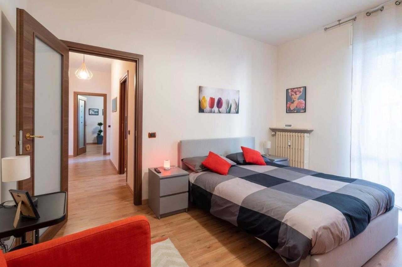 Casa Martina- Airport Free Shuttle-H24 Apartment Bergamo Ngoại thất bức ảnh